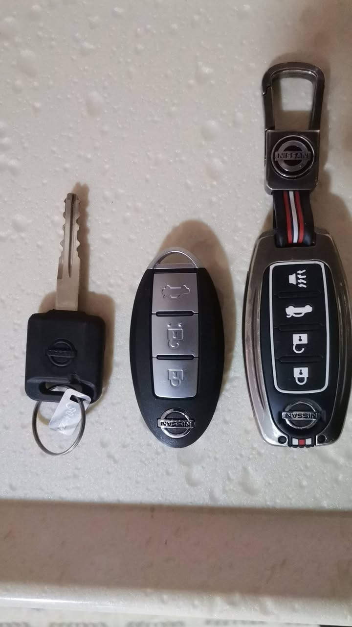 للـــــبيع فقط نيـــســـان صنــــي  #مـــــودیــل 2025 #2ســــــــویــج بـــصــمە ،#تــــشغیل #عـــــن بـــعد ،دخــول ذكــي خـــروج ذكــي اســـتخدام ايـــد واحد فقط  رقم اربیل سياره بحــالة جــدید كفـاله عـــــامــه كــلین تــایــتــل  بـــدون صـــبغ بـــــدون تـــعـــدیل بـــدون بـــارد  كــــلشي مابــي،  تــجي فـــول مواصفات للاخير ، وعــوده،، ســـــبیره بـــعـدە مانــــــازل ،مـــاشــــیه 38کـم ،،،شـــرط تـــحویل بــسمی 
رقــم هــزة ســــنویــه كــله  جــــدیــد
تحكــمات ستـــيرن شــــاشــه لــــکزز آصــلي، كامیره خلفيه حساسات خلفي، تــبــريد قطعـــتين اشاير بالمري يدات نيكل بلاجـــكتور  باقي شغلات معروفه بيها كدامك ورقة فحص سونــــار شوفها واقراها واتصل سعرها #مناســــــب 127$ بــیه مـــجال
 #مــــكانــي كـــــركوك
للاتصال *********** 
***********
