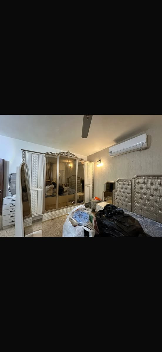 السلام عليكم
غرفه للبيع 
السعر 600 وبيها مجال 
مع هدايا  تيبلام


**إذا كنت صاحب هذا الإعلان وتريد حذفه لأي سبب، رجاءا أرسل رسالة إلى الدعم الفني**