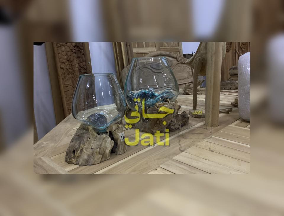 لعشاق اسماك الزينة  متوفر حوض اسماك لتواصل
0782 283 0610
