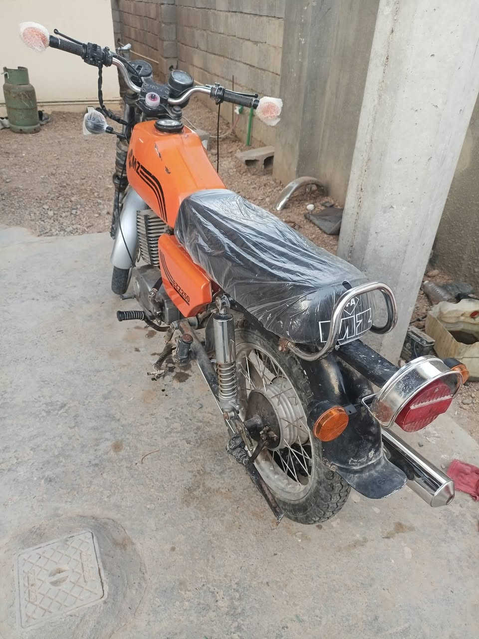 السلام عليكم موطور للبيع لحيم بلخشم فقط شغال السعر مليون 100وبي مجال المكان الانبار هيت ***********
