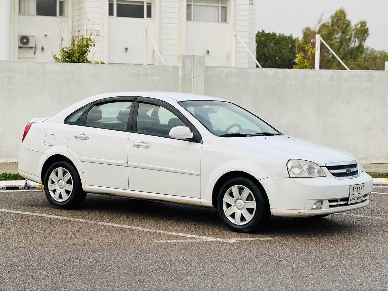 وبترا موديل ٢٠١١ تنوتؤلة گيرو مةكينة بةشةرت سةر بؤنيدي بوياخة سونةريم داناوة 
سعر ٨٠ گلا 

*********** كالار, السليمانية
