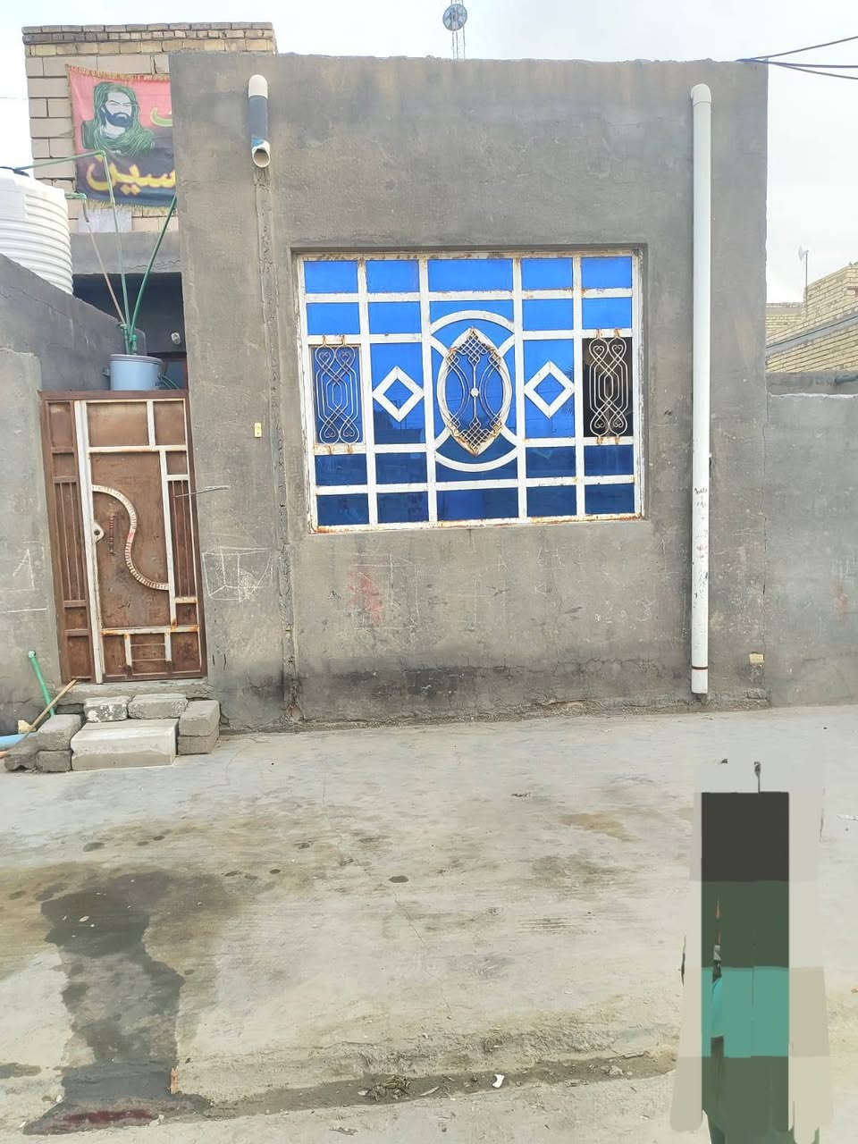 بيتين طبك للبيع طابو منطقة ٧نيسان 
واحد ١٢٠متر حديث
والثاني ١٤٠متر قديم(( سكني)) المساحه الكليه ٢٦٠متر 
طابو واحد مشترك
السعر الكلي ١١٠
واتساب ***********
