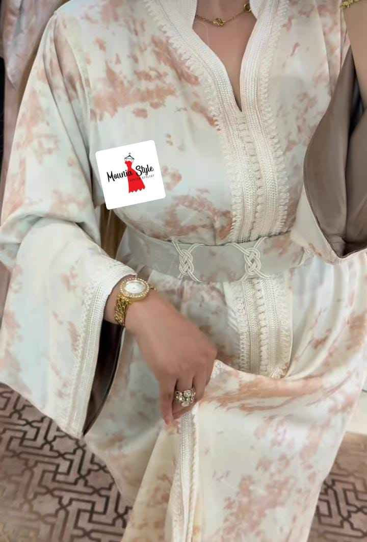 الجديد دائمًا والحصري 
❤️

قفطان هماوي مخدوم بأجود أنواع توب الكمخة كليتي، طووووب كمخة حرير طايح ✨

قفطان أنيق للأفراح والمناسبات، تألقي سيدتي 👗👑

شي حاجة ديال لحظور 👀

طاي: M L XL 2XL 📏

تمن جد مناسب مقارنة مع الجودة 💰 دار بوعزة, النواصر


**إذا كنت صاحب هذا الإعلان وتريد حذفه لأي سبب، رجاءا أرسل رسالة إلى الدعم الفني**