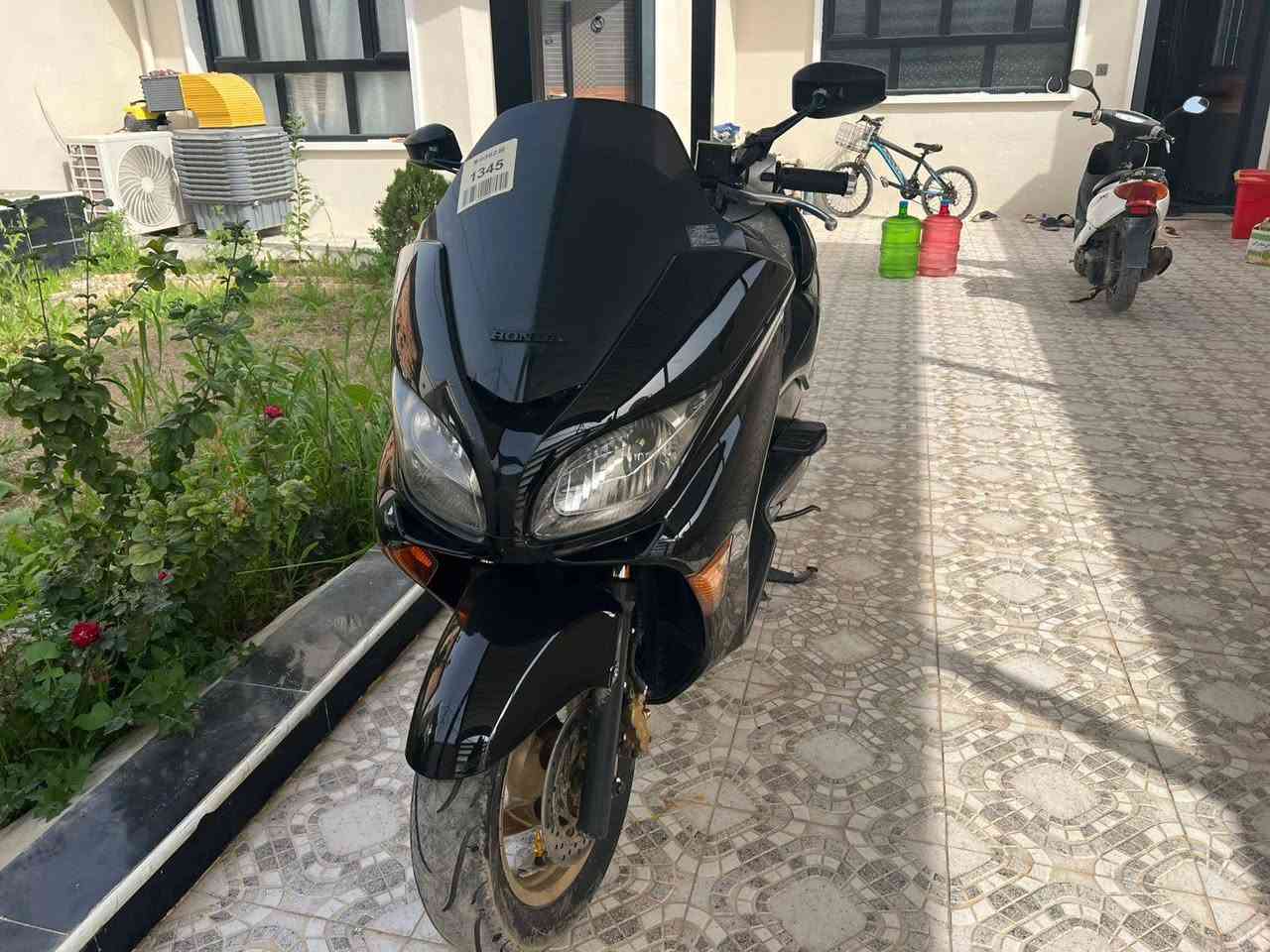 السلام عليكم من رخصت الادمن فورزه 0/9 سبعه كير بلاديه قبل فتزه نازله ربمه مكينه خرسه شلعه ومعدل تاخذها منلبيت دراجه مامتعوبه استخدام قليل السعر 13وبيها مجال الشراي يتصل  ***********مكاني بغداد الراشديه
