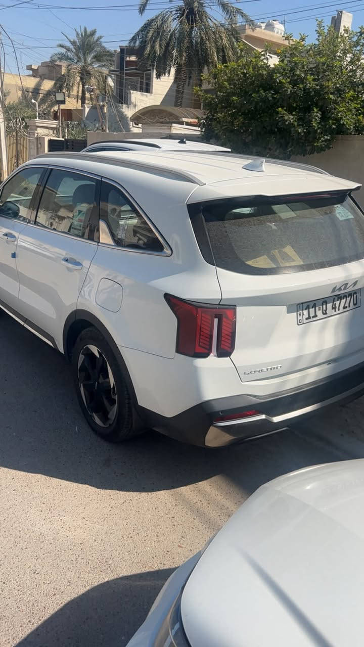 سلام عليكم سورنتو موديل ٢٤ محرك ٤ سلندر مكفوله كفاله عامه عدى رصعه زغيره بجنطه مواصفات كرسي كهرباء جنطه كهرباء الاستفسار *********** مكاني السيديه السعر ٢٦٠وبيهه مجال قليل جدآ
