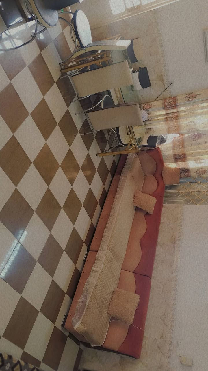 بيت للبيع مساحة 124 شرط تحويل باسم واحد حي العامل قرب جامع الاغاوات
طابق الاول:
كراج
استقبال
ومطبخ
هول
غرفة نوم
مشتملات
طابق الثاني:
غرفتين نوم
هول
بلكونة 2
مشتملات
للاستفسار مراسلة على الخاص او الاتصال على الرقم ***********
***********
