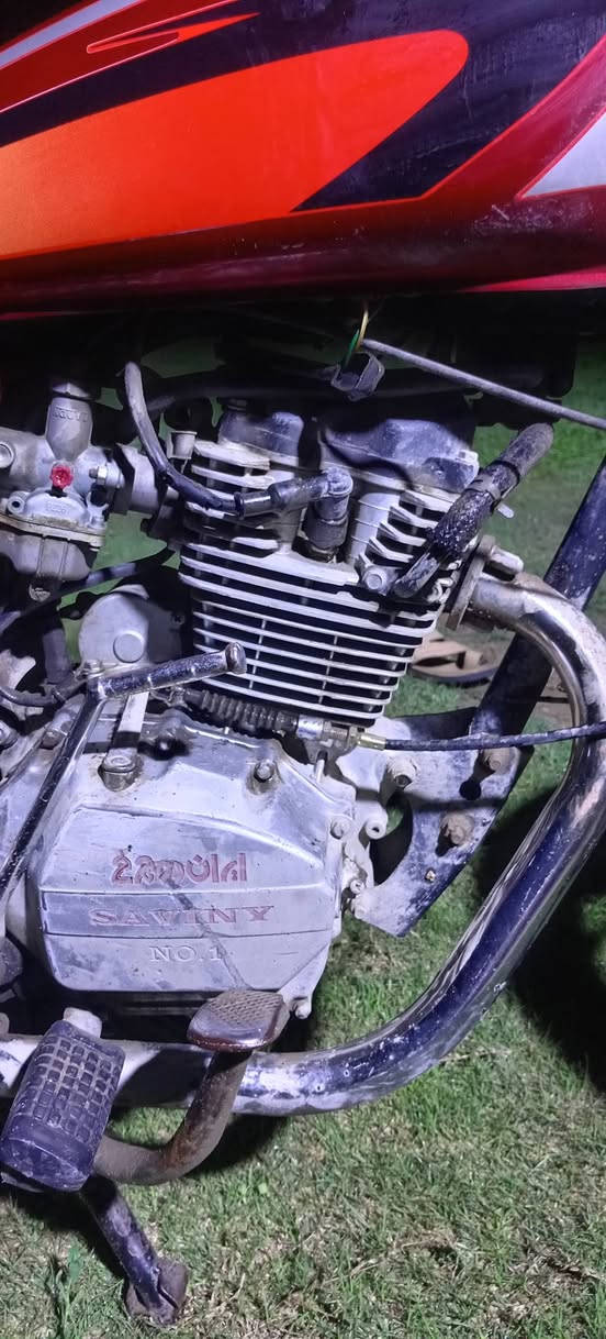 سلام عليكم دراجه للبيع سيفان 21 دراجه نضيفه  سعر 425 وبيه مجال
*********** رقمي
