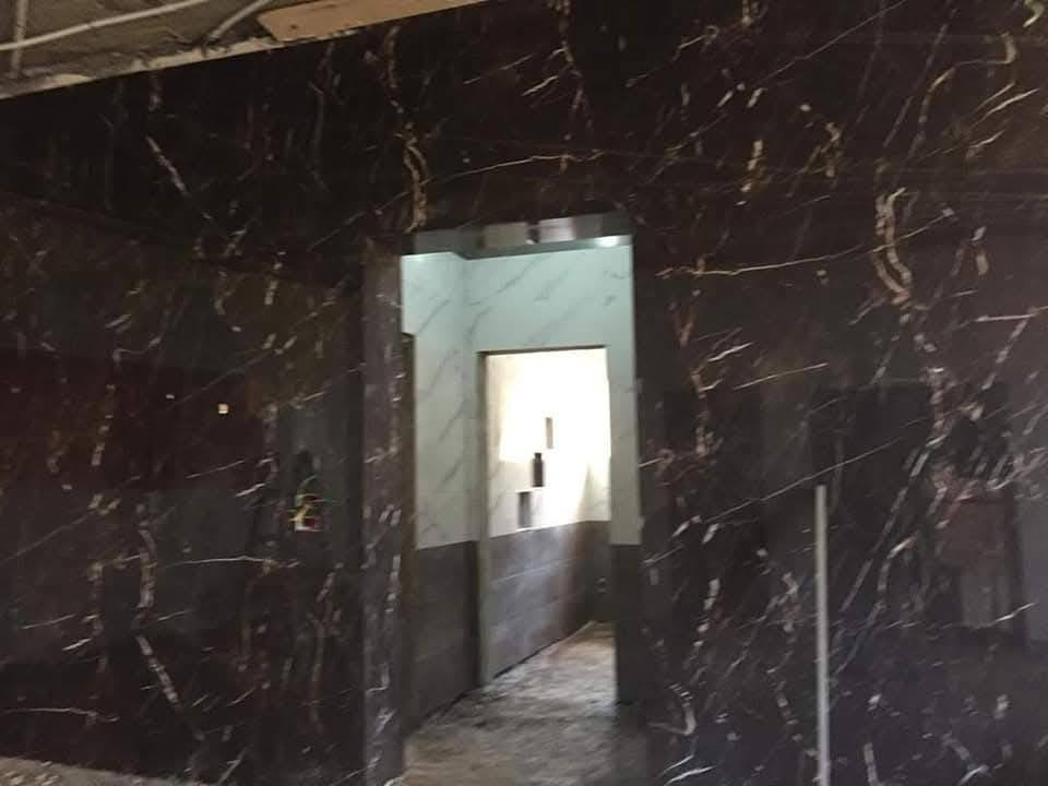 السلام عليكم  مصري سيراميك مرمر وكاشي وبروسلين شغل درجه اوله تسليم مهندس للتواصل ***********
