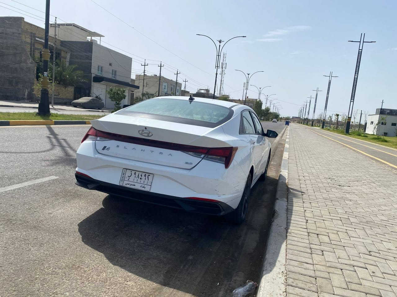 النترا خليجي مديل ٢٠٢١ 
مواصفات نص فول والتبريد قطعتين والمحرك ٢٠٠٠ دوش 
السياره بدون حادث فقط تكحيل زلوغ 
وبيها بارد خفيف باب الي خلف السايق 
رقمها بغداد اقساط باقيلها سنه استقطاع مباشر من الموضف راعيها من بغداد مدينه الصدر يسويلك وكاله بينما تخلص اقساطها وتتحول 
*********** 
مكاني البصره
السعر142
