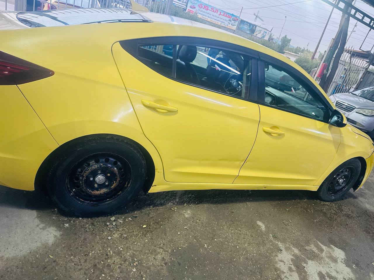 سلام عليكم للبيع النترا 2019 امريكي حادثها كلين كلش بسيط بيها حافه البنيد وبيها سونار وين ميعجبك تفحص 
كير مكينه مكفولات سياره حلوه بيها ملاحضات بسيطه 
مكينه 2000كير ATالمرغوب #السعر128وبيهامجال ا
العنوان بغداد الكاضميه ***********
