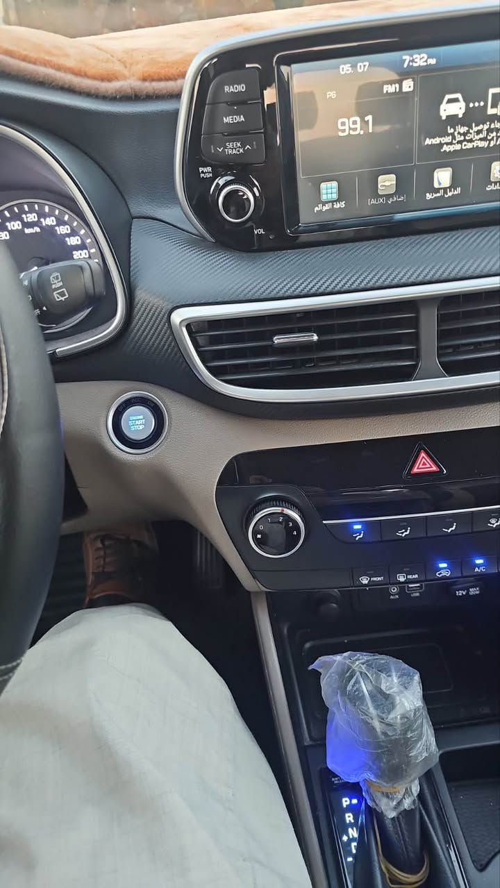 توسان مديل ٢٠٢٠ رقم أربيل. تحويل وكالة شرط گير محرك كهربائي شرط مكان سيارة اربيل سيارة ١٠قطعة مبدل بلادي اسود بدون ضربة بدون كلشي رقم موبايل *********** + واتس أب رقم =*********** أربيل, العراق
