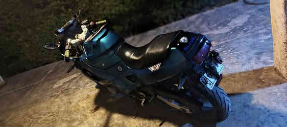 لبيع او مراوس سوزوكي GSX
دراجه بطح اوراقها كامله منفيس وكمرك منتهي فول شلعه ومعدل سرعتها 180 كلشي بيها شغال كلوبات عالي ناصي اشاير كلشي شغال دراجه ناقصها بس باتري وسعرها 650وبيها مجال تواصل خاص لو واتساب ***********
