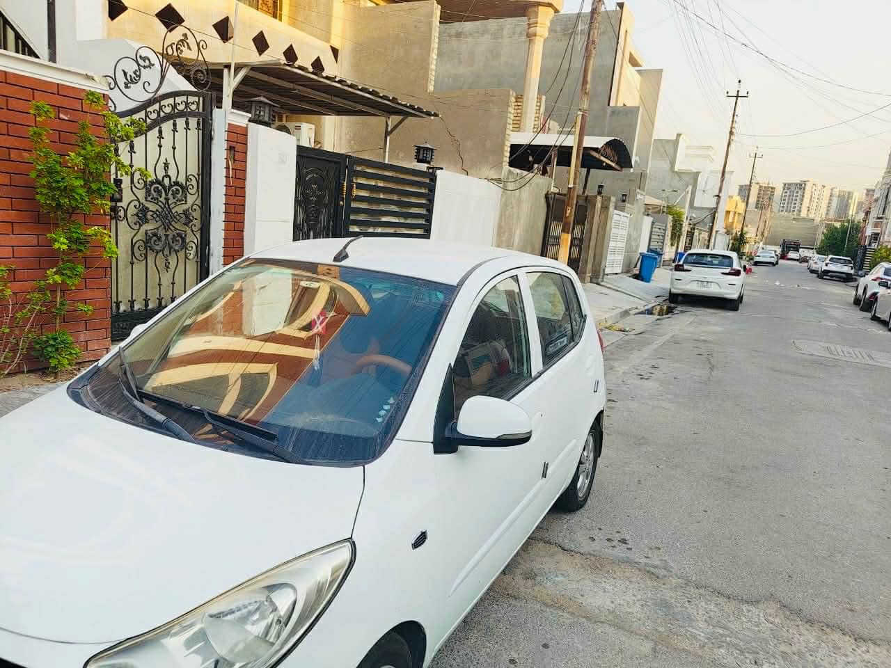 السلام عليكم
هونداي i10  2013 خليجيه شركه العامه مكفوله بيه بس شويه الداير مال الجاملغ الخلفي كلش قليل  كير ومحرك ٤ سلندر وتبريد وصدر كله مكفول مال بيت وكلش حلوه وشاشه وكامره  رقم بغداد بأسمي حولته جديد إنكليزي وهزه جديده العنوان الوزيريه 
السعر 78$ وبيه مجال👍🏻
لتواصل *********** وتساب موجود
