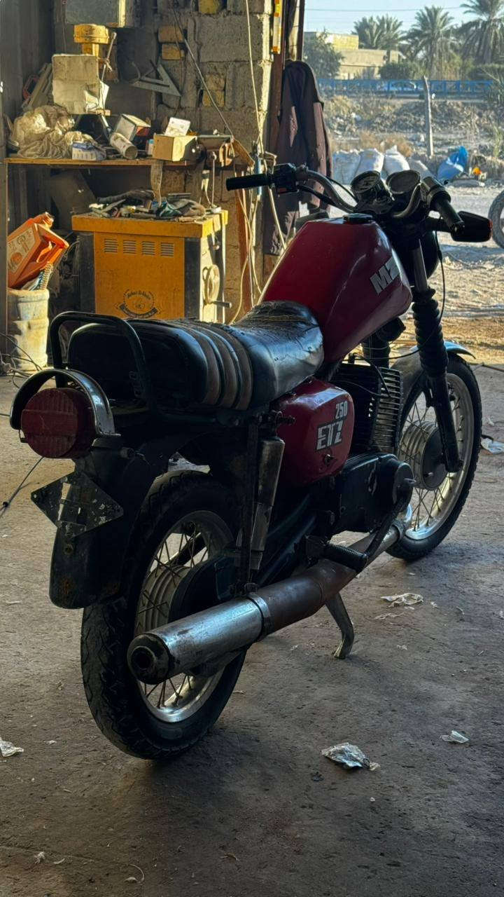 سلام عليكم
قنبوره للبيع محرك الماني
سعر 900 بيه مجال
المكان بابل الحمزه الغربي
الاستفسار ***********
