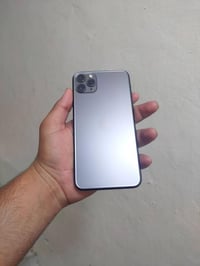 ايفون ١١ برو ماكس • ٢٥٦ • بطارية ١٠٠٪