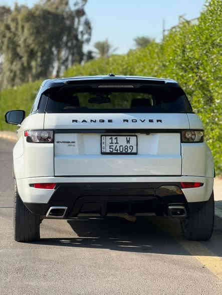 السلام عليكم رانج روفر ايفوك 2012 خليجية 
ماشية ١٠٠ الف كيلو  فول مواصفات عدا الفتحة 
صدر جديد محرك گير بشرط 
ادامة كاملة للسيارة مناقصها شي 
رصعة خفيفة قبغ صندوك فان التبريد عاطل السعر 140 وبيها مجال حگ الجية 
للاستفسار ***********
