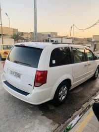 دودج ٢٠١١ • مداور • سماوه