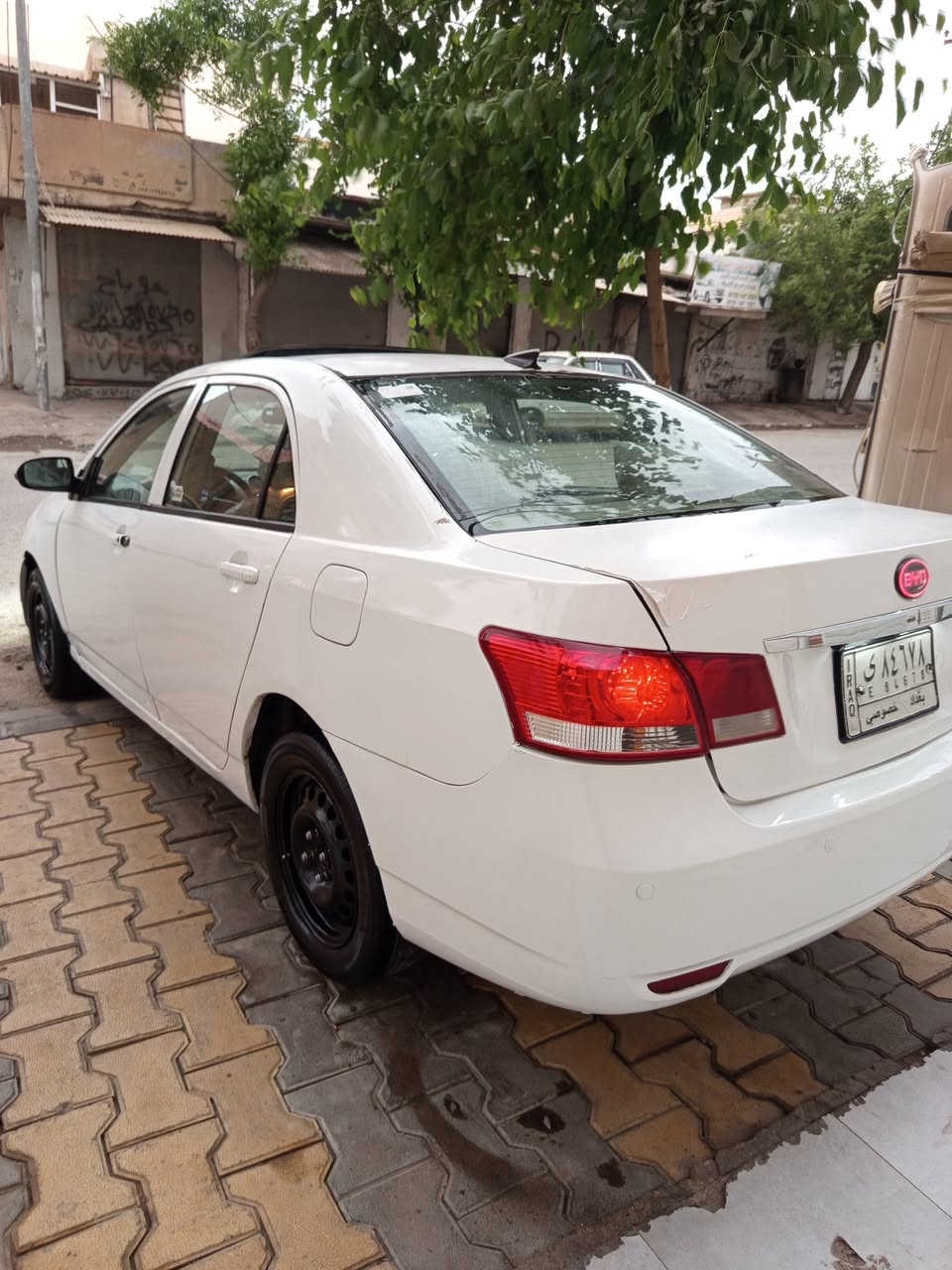 Byd g3 بۆ فرۆشتن گێڕ و مەکینە و تەبرید بە شەرت نموونە لە جوانی فول مواسەفاتە  
سعر ٣٥ گەڵا. ***********
