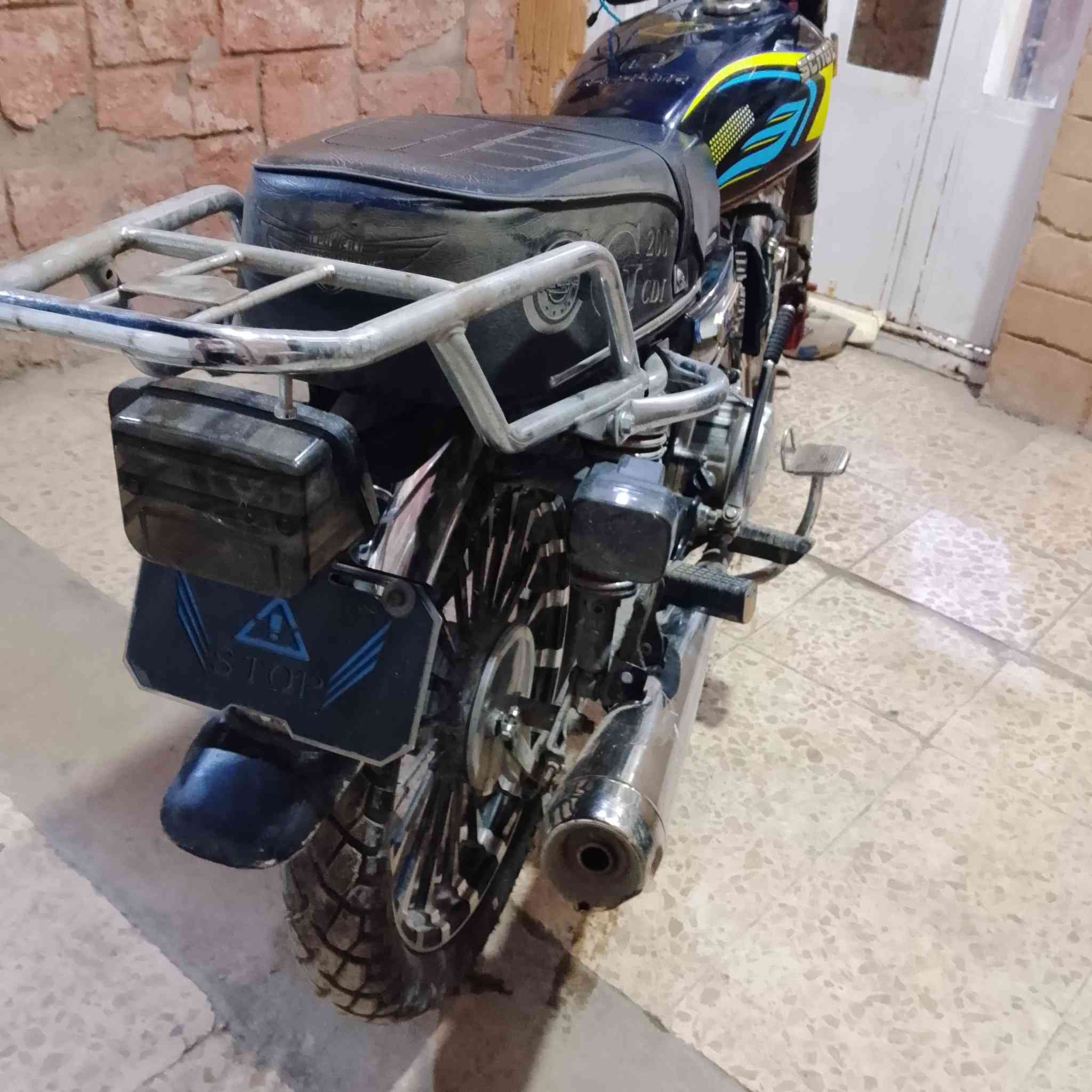 السلام عليكم دراجه خمسه كير مكفوله اوراق موديل 25 مكان بغداد الامين الثانيه السعر 775        ***********
