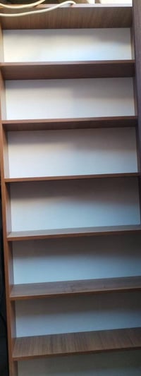 فاترينات • عدد ٢ • ٨٠×٢٫٥م