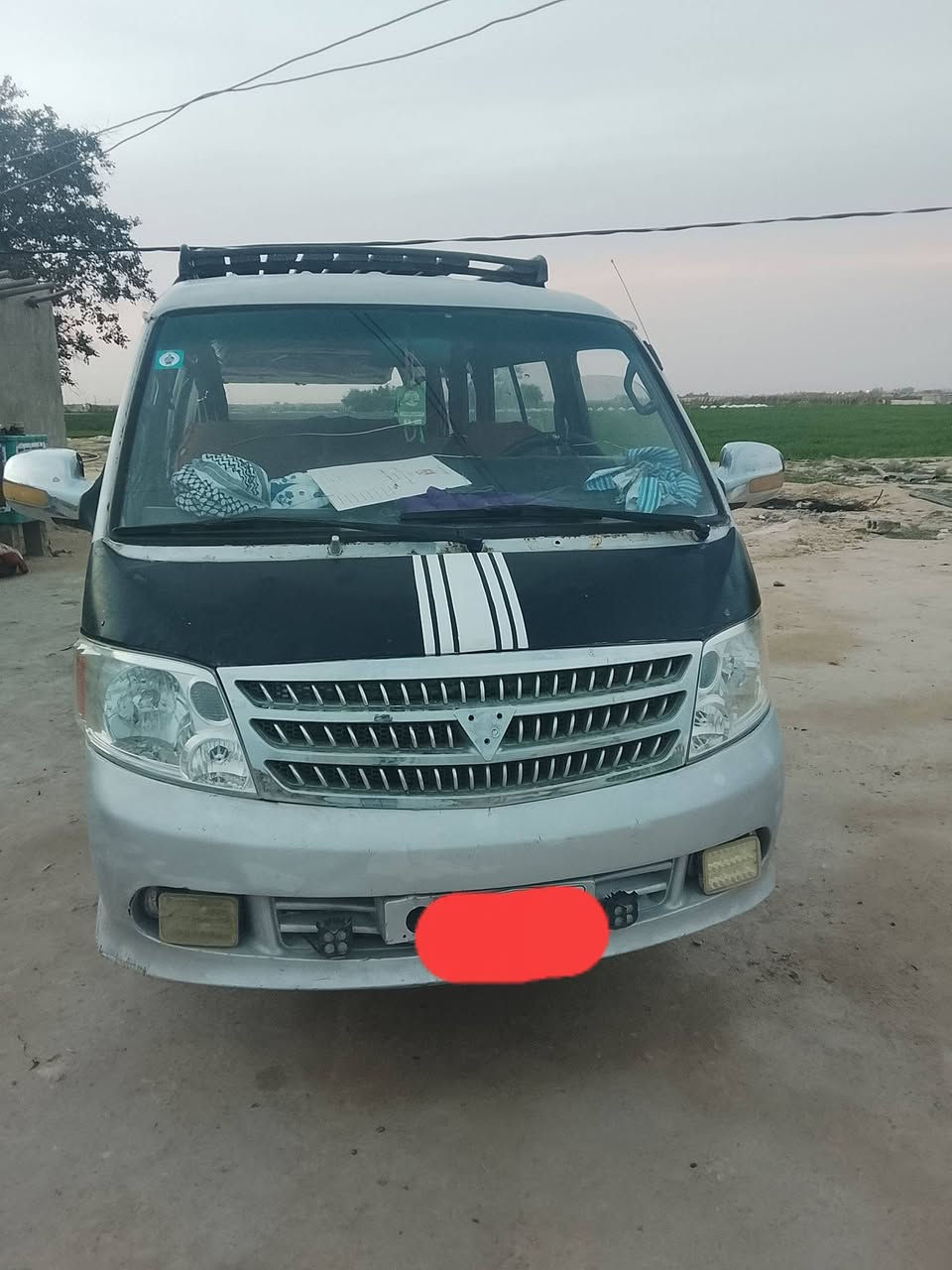 سلام عليكم سياره فتون 2010 سنويه الى 2027 رقم كربلاء  لا يوجد خاص  ***********
