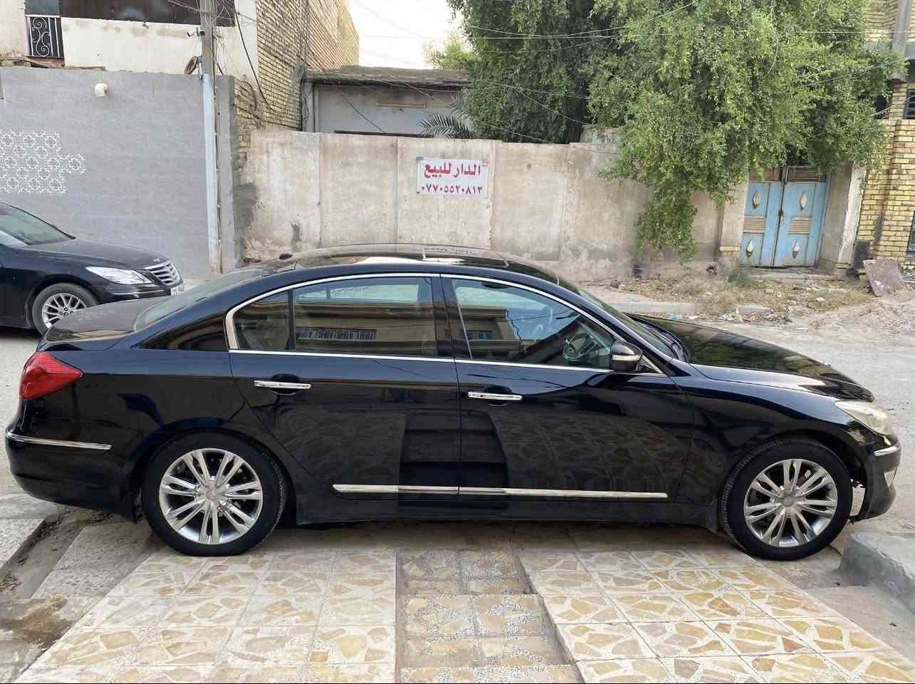 السلام عليكم 
جينسيس 2014 خليجي مكفوله كفاله عامه السياره رقم اريبل تحويل مباشر السياره جديده وكامله من كلشي وجاهزه من كلشي السياره فول مواصفات 
منظومه زنون متكامله 
تحكم ستيرن 
مثبت سرعه 
علامه ترحيب واشاره بالمري 
ثلاث وضعيات قياده 
كشنات كهربائيه 
شاشه 
كاميرا خلفيه 
كشنات جلد 
بصمه 
فتحه سقف 
للاستفسار ***********
