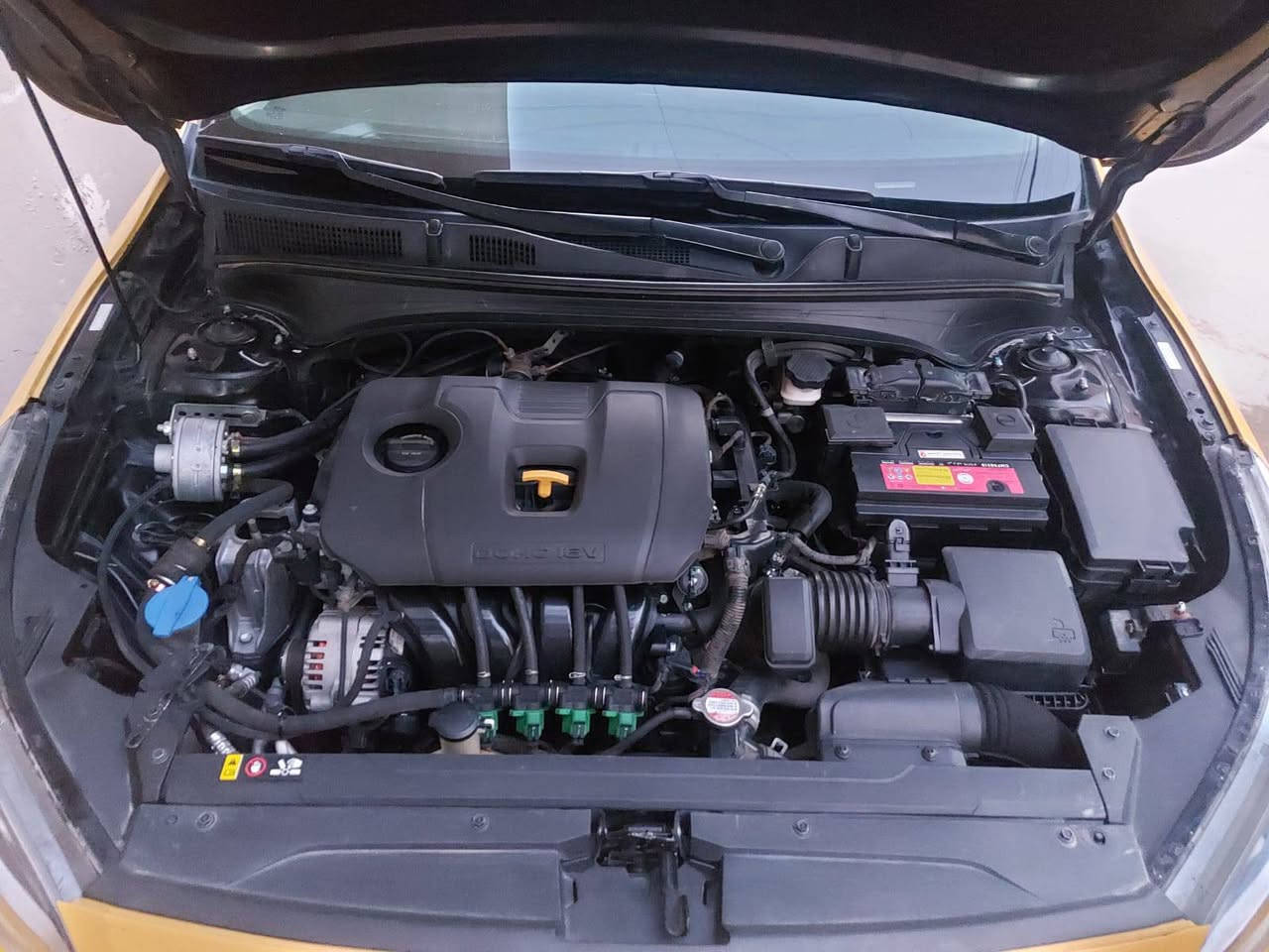 السلام عليكم
فورتي مديل 2021  رقم بغداد بسمي
حادثها بس بنيد مبدل الباقي ليبل واحد تخم تاير جديد 
داخل لونين 
مكفوله لا لغد ولا شاصي
مكينه 2000 دوش كير CVT  
لا تبخير ولا تنقيص  منظومه غاز 
مدوشمه ارضيه وتنته
*********** اني مكلف بلنشر
