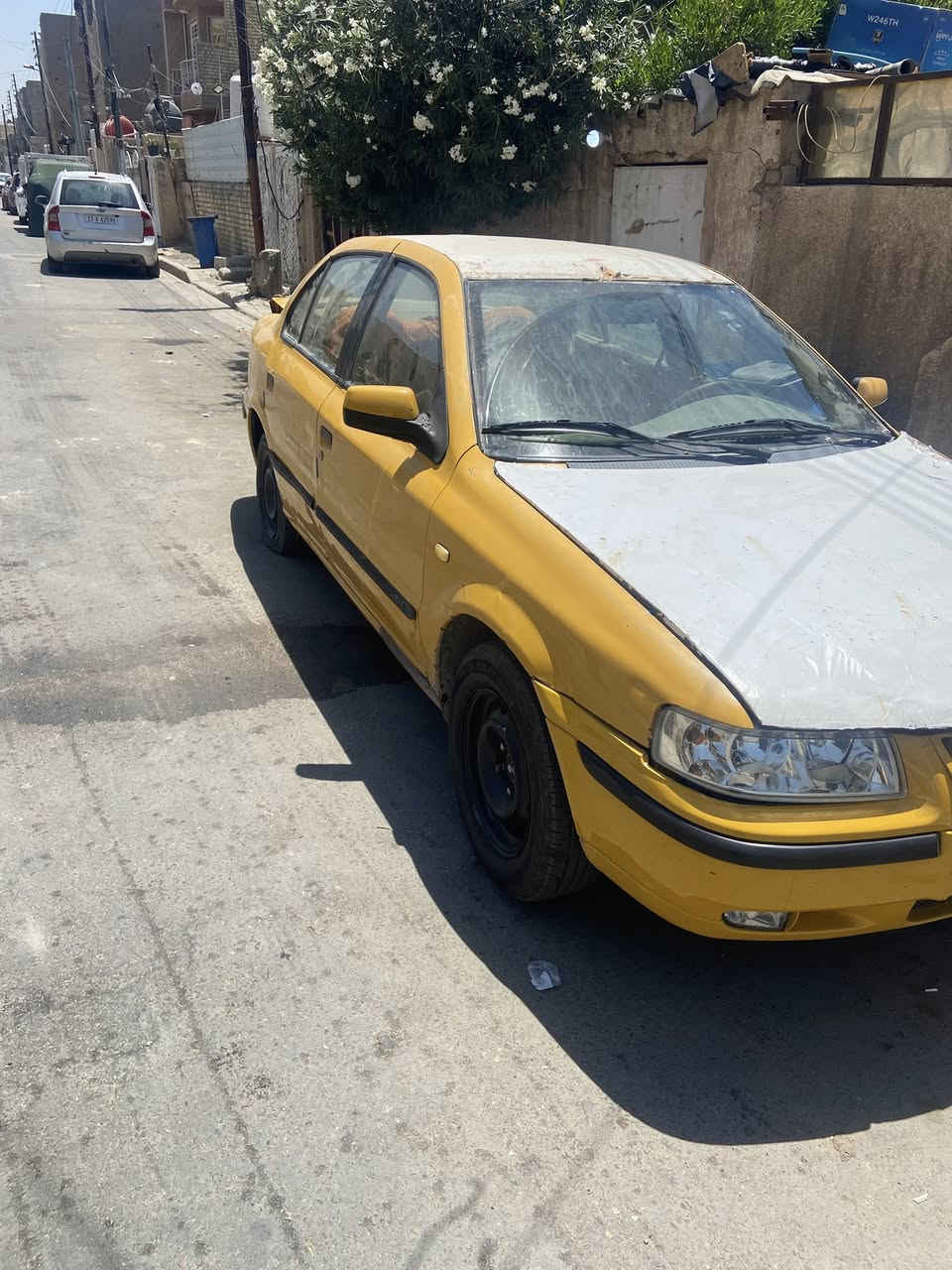 السلام عليكم سمن للبيع موديل 11سياره گير مكينه خير من الله رقم واسط تحويل ثاني يوم السعر 20 و بيهه مجال العنوان بغداد الشعب  رقم الهاتف يوجد واتساب ***********
