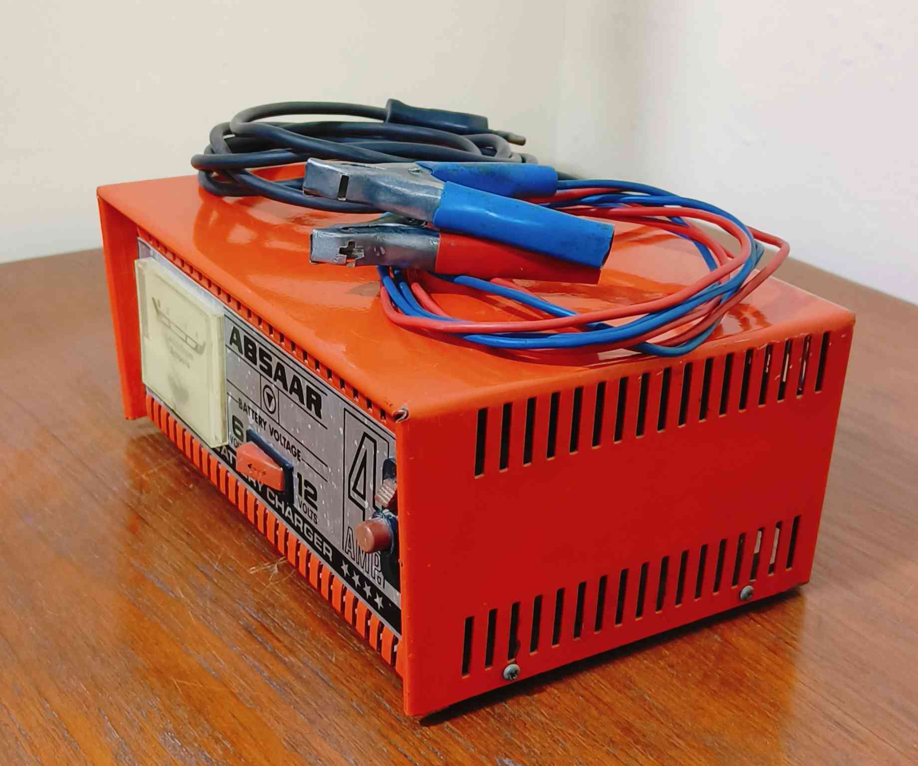 شاحنة بطاريات صناعة المانيا الغربية انتاج السبعينات شحن 6و12 فولت شحن سريع بقوة 4 امبير وقدرة من 24 الى 48 وات
مكاني بغداد ساحة عدن يوجد توصيل لجميع المحافظات


**إذا كنت صاحب هذا الإعلان وتريد حذفه لأي سبب، رجاءا أرسل رسالة إلى الدعم الفني**