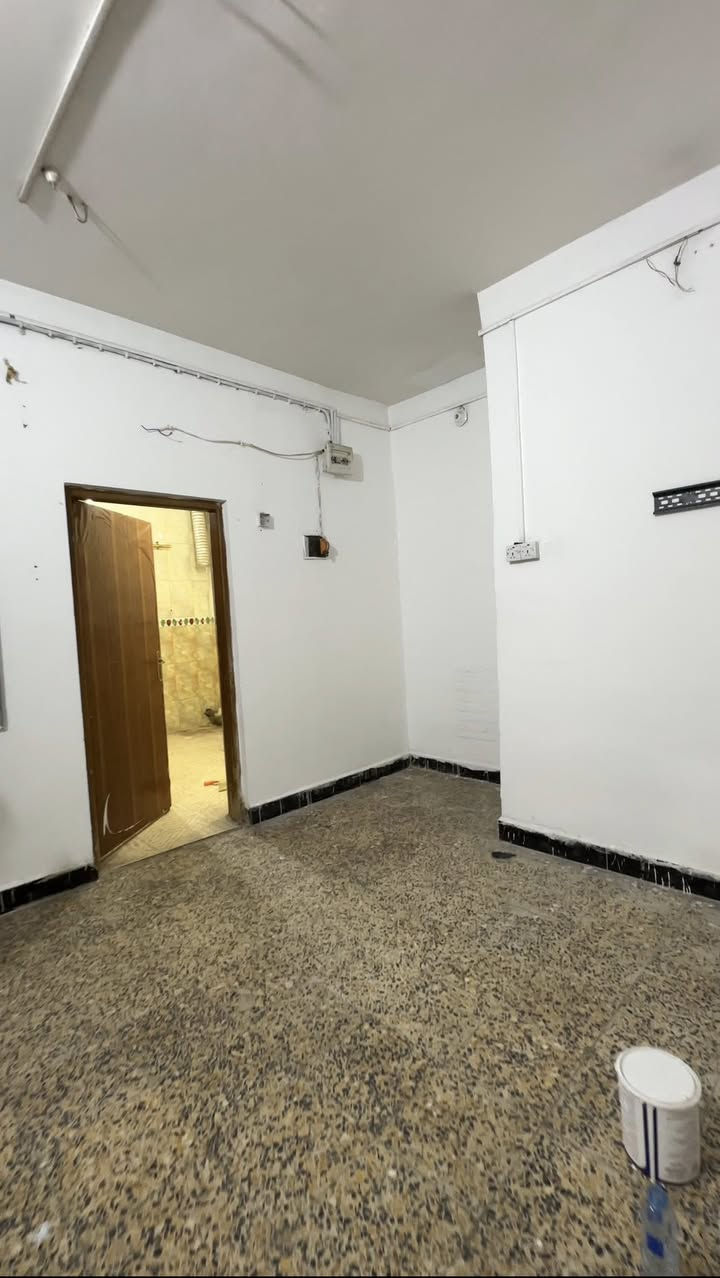 شقه الايجار طابق اول جمعيات ثالثه
غرفه ستقبال مطبخ صحيات✅
اجار350 📞 *********** 📞
