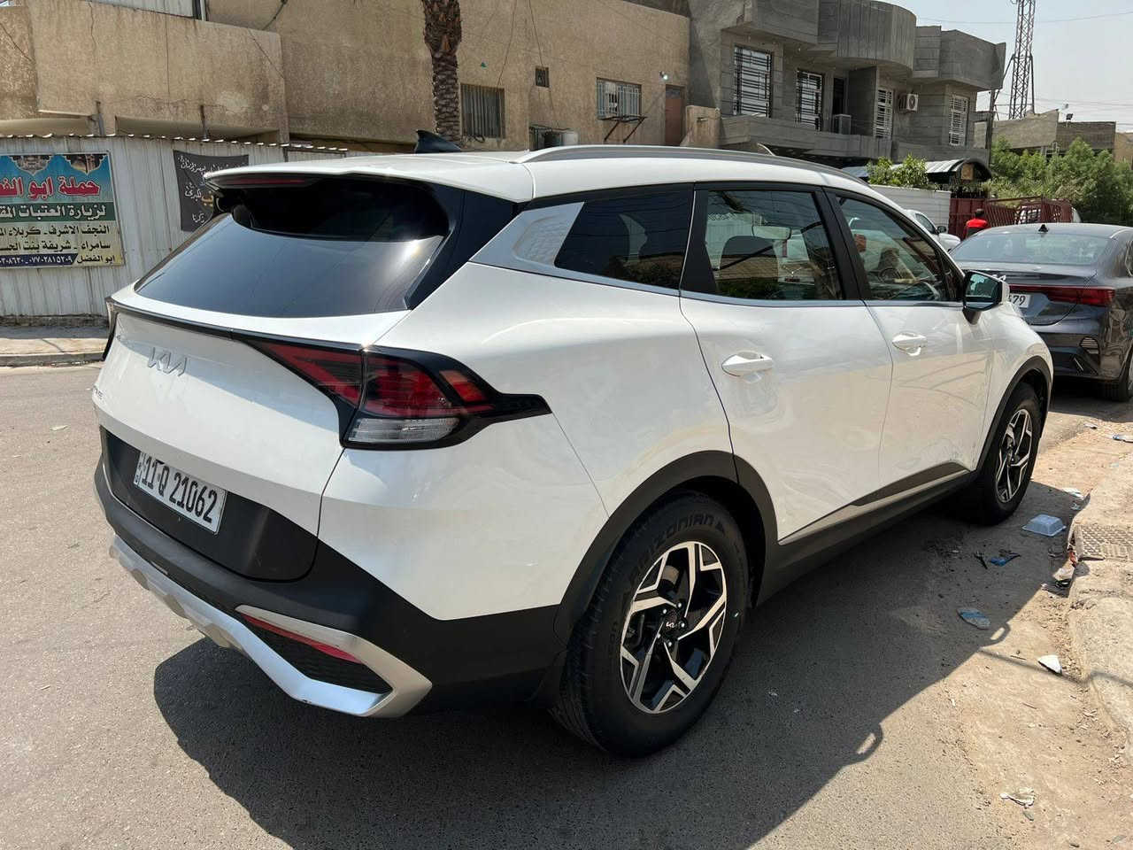 السلام عليكم
سبورتج ٢٠٢٣ امريكيه رقم بغداد بسمي بيها قطعه واحده تبديل نفس الون ماشيه ٢٣ كم صور الحادث موجوده بالمنشور السعر ٢٠٥ بيها مجال *********** بيه واتساب
