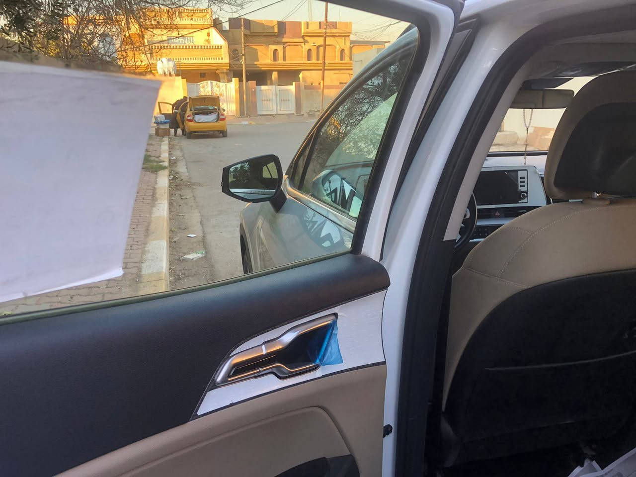 السلام عليكم كيا سبورتج 2023 خليجي مكفولة  فول مواصفات بنروما بصمة جنطة كهرباء كرسي كهرباء كشنات تدفئة استيرن تدفئة رادارات جانبية حساسات المكان بغداد للاستفسار اكثر الاتصال ***********
