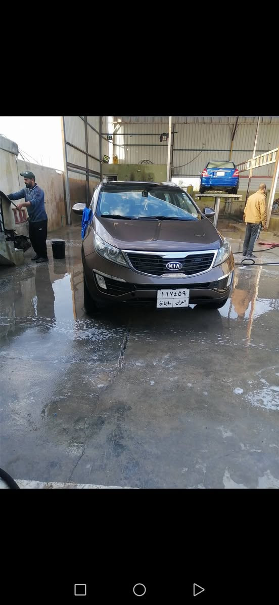 سبورتج ٢٠١٢ خليجي فول عدى البصمه مكفوله من الضربه والصبغ والتبديل للبيع او مراوس بسياره صالون مكانه ديوانيه السعر ١٢٥ مطلوبه  ٤ اوراق تنزل من السعر


**إذا كنت صاحب هذا الإعلان وتريد حذفه لأي سبب، رجاءا أرسل رسالة إلى الدعم الفني**