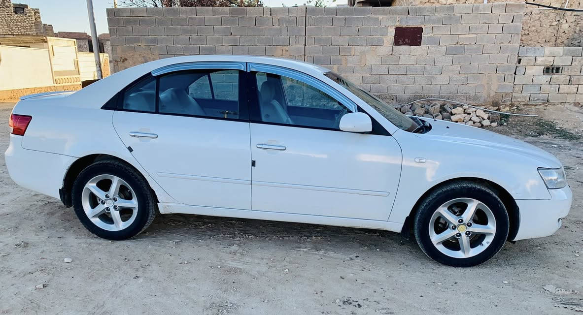 السلام عليكم- للبيع سنوتا موديل 2008 خليجي مواصفات فول محرك 2000  رقم انكليزي الجديد تحويل مباشر داخله هزه سنويه الى 2028 ياله تنتهي غرامات صفر تبريد ثلج ضرر فقط جاملغ امامي عكس سايق للاستفسار عن سعر وتفاصيل اكثر الاتصال على رقم *********** او مراسله صفحه - رقم بيه واتس اب
