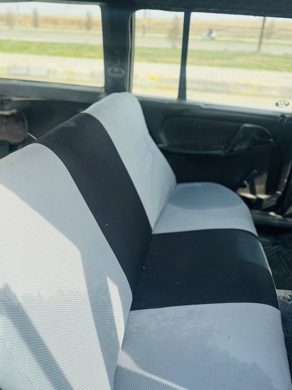 سيارة بأسمي رقم نينوى مكاني موصل الايسر
شرط كير ومحرك مابيها صبغ
سعر27

***********
