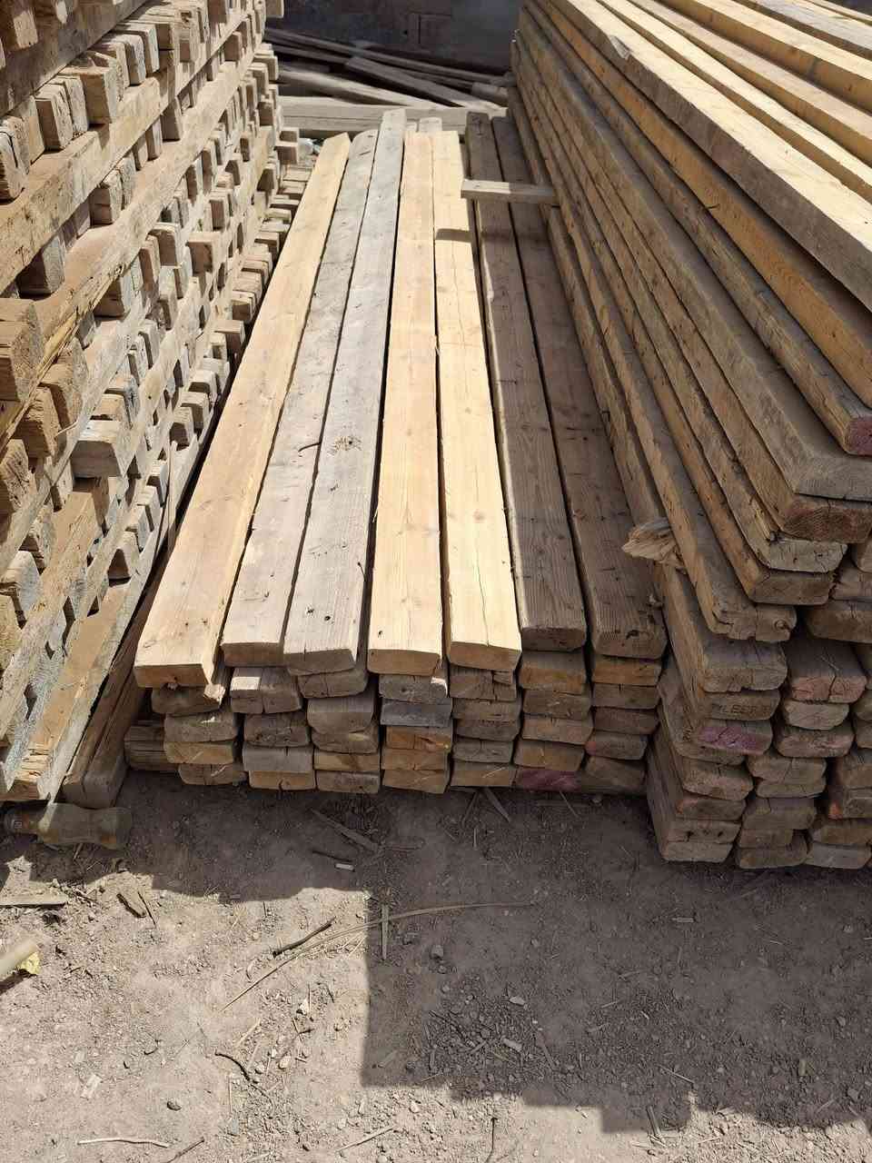 سير للبيع ٣×٣و٢×٤جميع القياسات كلش نضيف بي شغله واحده العنوان حله مركز مدينه الاتصال ***********

