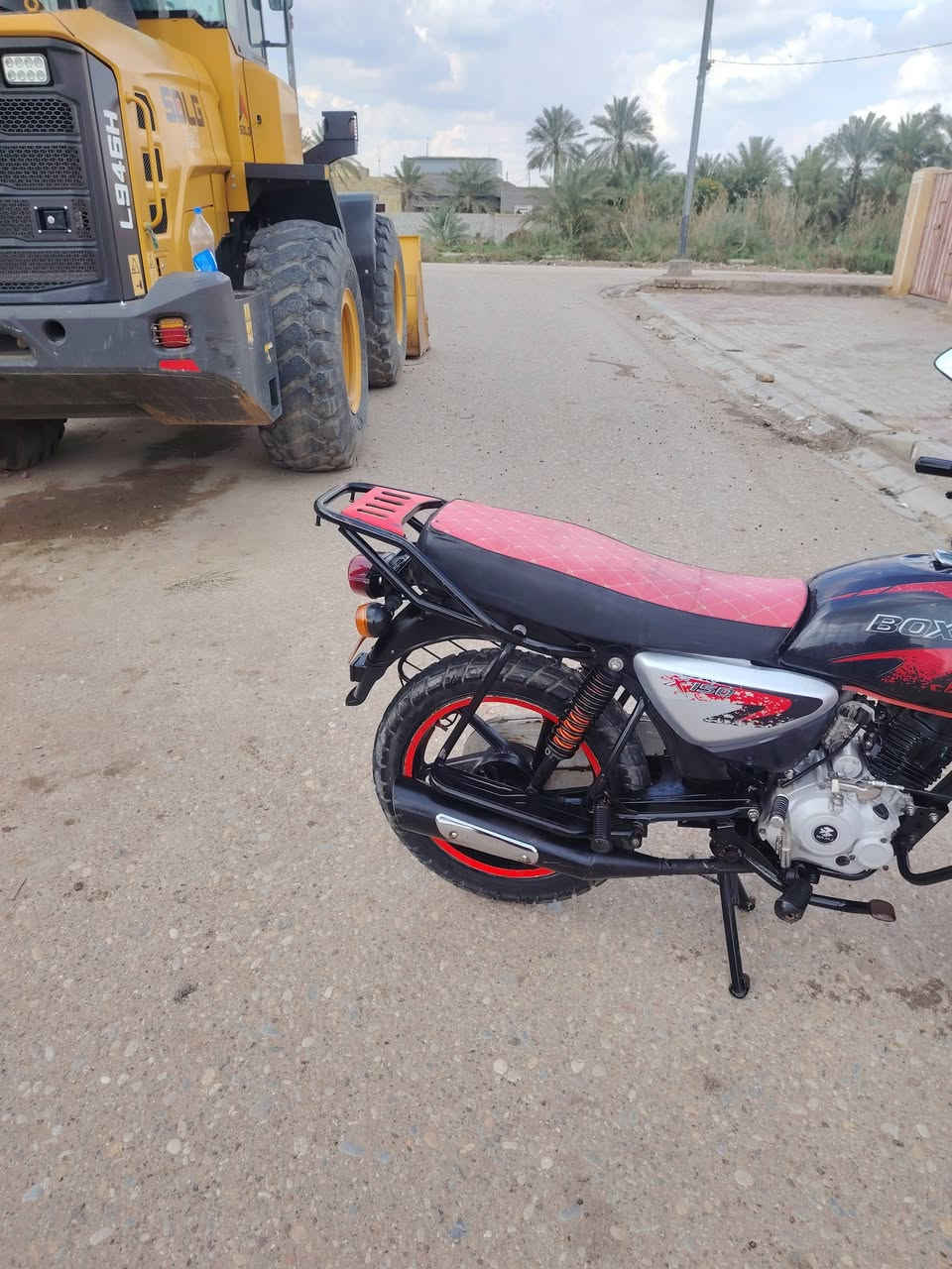 سلام عليكم دراجه بوكسر لبيع مديل 23 المكان ميسان ناحيه السلام الستفسار ع رقم ***********
