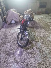 للبيع كله مكفول نقص بس كهربائيات السعر 300 شغاله نص هندر 07702079514