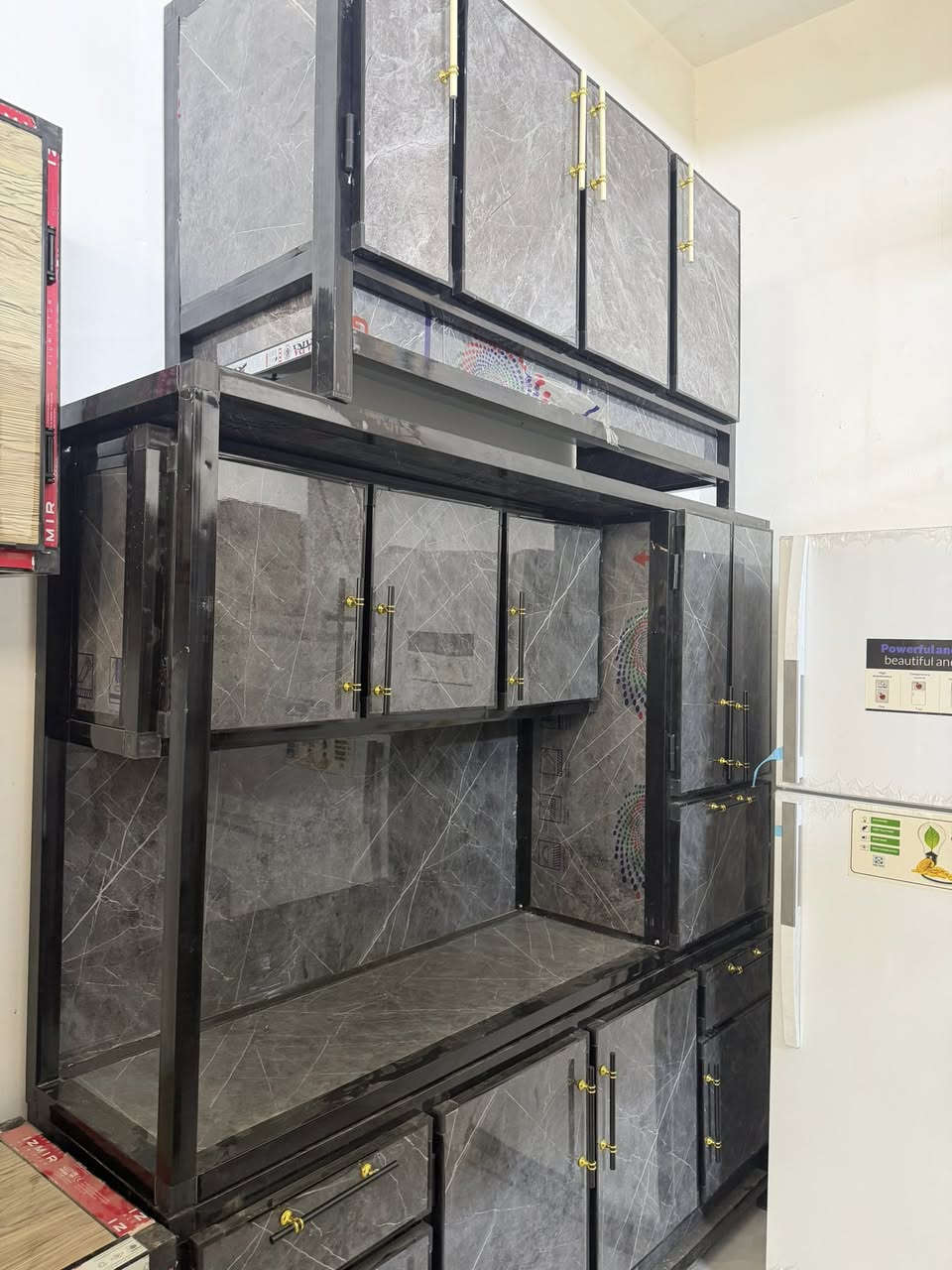 العنوان / الطارمية / الناحيه قرب البانزيخانه / او قرب مضيف الشيخ سعيد الجاسم مقابيل مركز الزيوت العالميه للسيارات     *********** 📞واتساب
