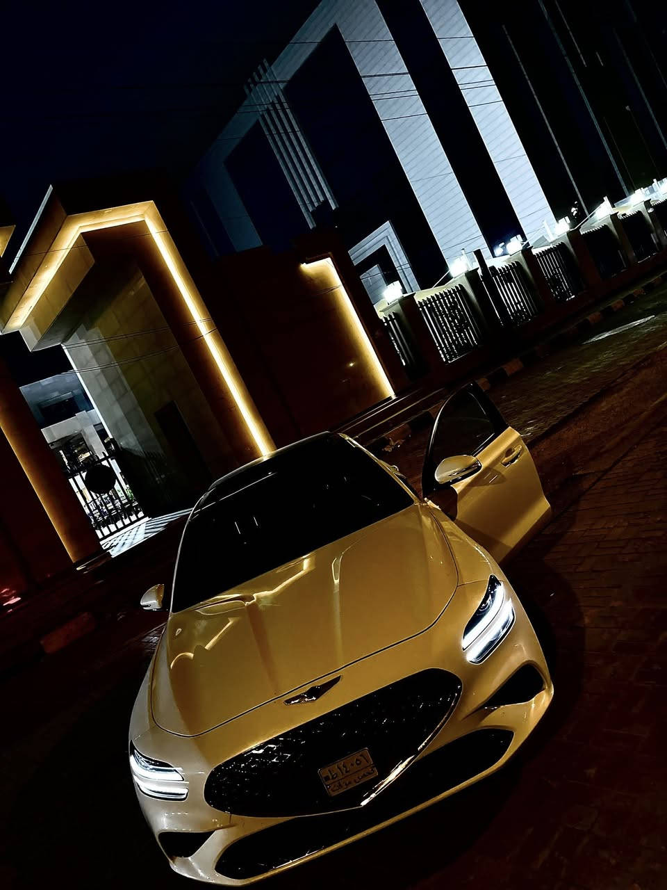 للبيع g70 موديل 2023 ماشيه 28 الف ضبط حادثها فقط جاملغ وبنيد حادث خفيف مكينه 4 سلندر توربو داخل جلد تدفئه تبريد السياره اخت الزيرو مرقم بغداد 
للأستفسار اكثر
***********
