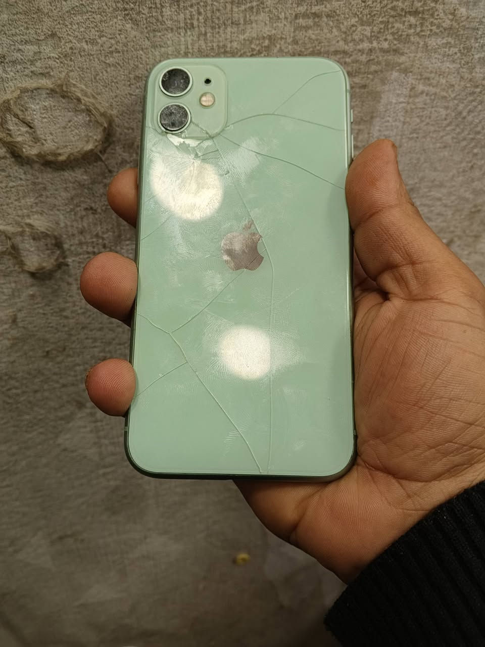 سلام عليكم ايفون 11 عادي
الجهاز بي الضهر مفطور وبصمه الوجه واكفه
وبطاريه اصليهه للبيع مكاني مدينه الصدر
*********** السعر 170
