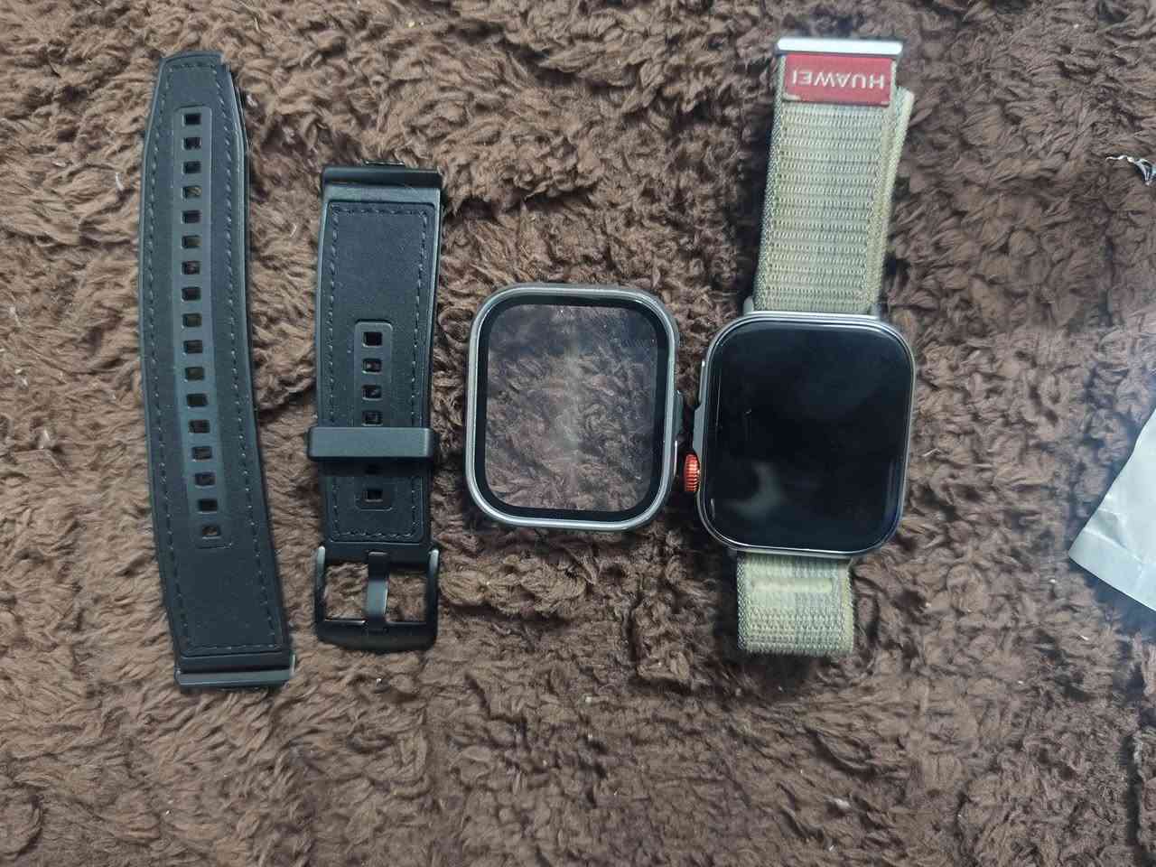 للبيع ساعه هواوي فيت 4 
ساعه غنيه عن التعريف مواصفاتها فول 
سعرها ١٢٥ بيها مجال بسيط
للتواصل واتساب ***********
للمعلومه انطيك وياها سير ودرع هديه 
ومثل ما ذكرت مواصفات غنيه عن التعريف واغراضها كامله
