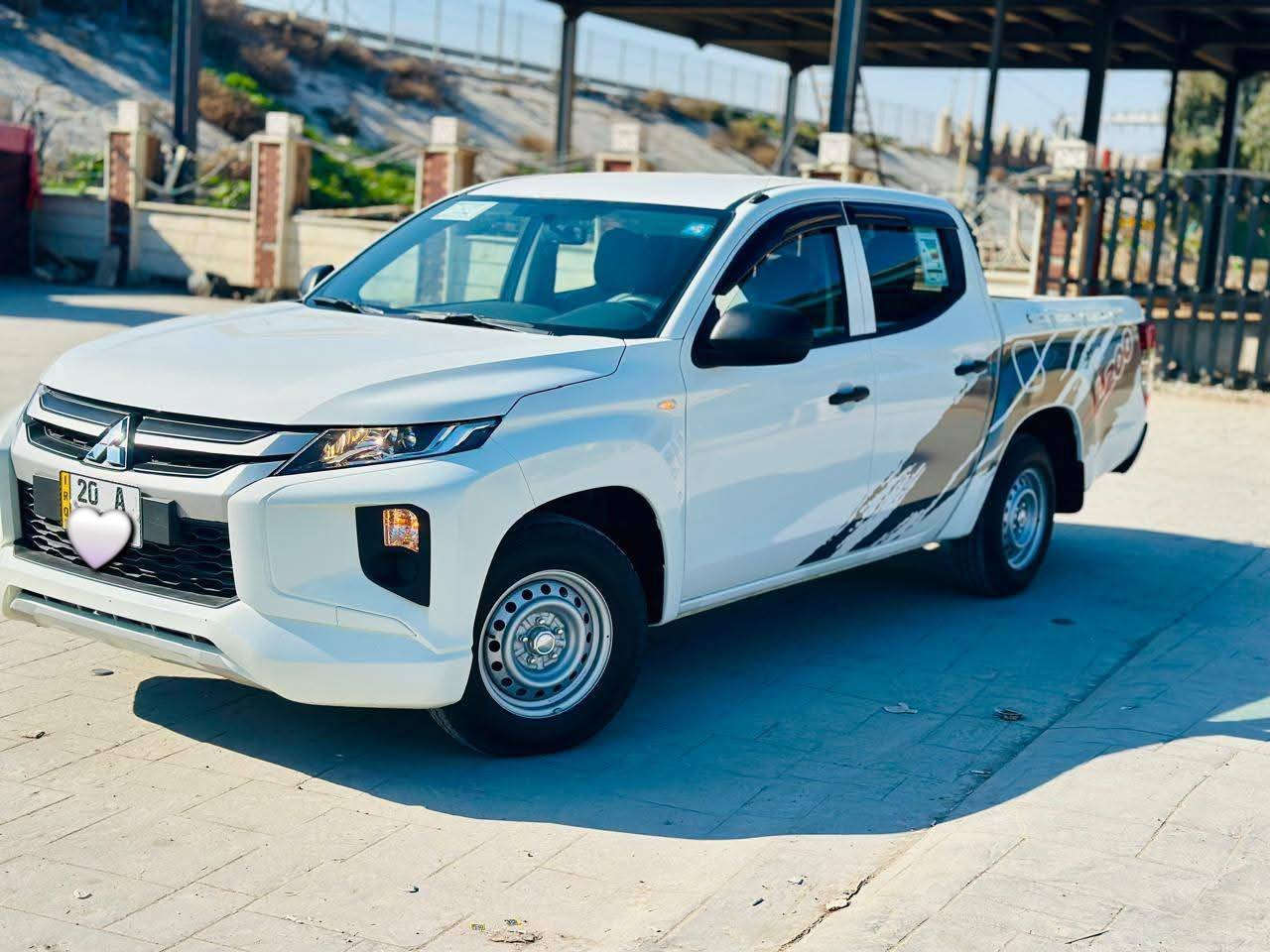 مسيبوشي 2023 بحالة الوكالة تراي زيرووو رقم ديالى الجديد سنوية مجددة دواخلها ع الشركة ميكانيك جديد غلاف بدي كهربائيات كلها شغالة بدون كل نقص السيارة صدر جديد بيها بنيد صبغ اثر طخة بسيطة بدون معجون شاصي مكفول 
للبيع او مراوس حسب القناعة 
#العنوان_ديالى_بعقوبة
***********
