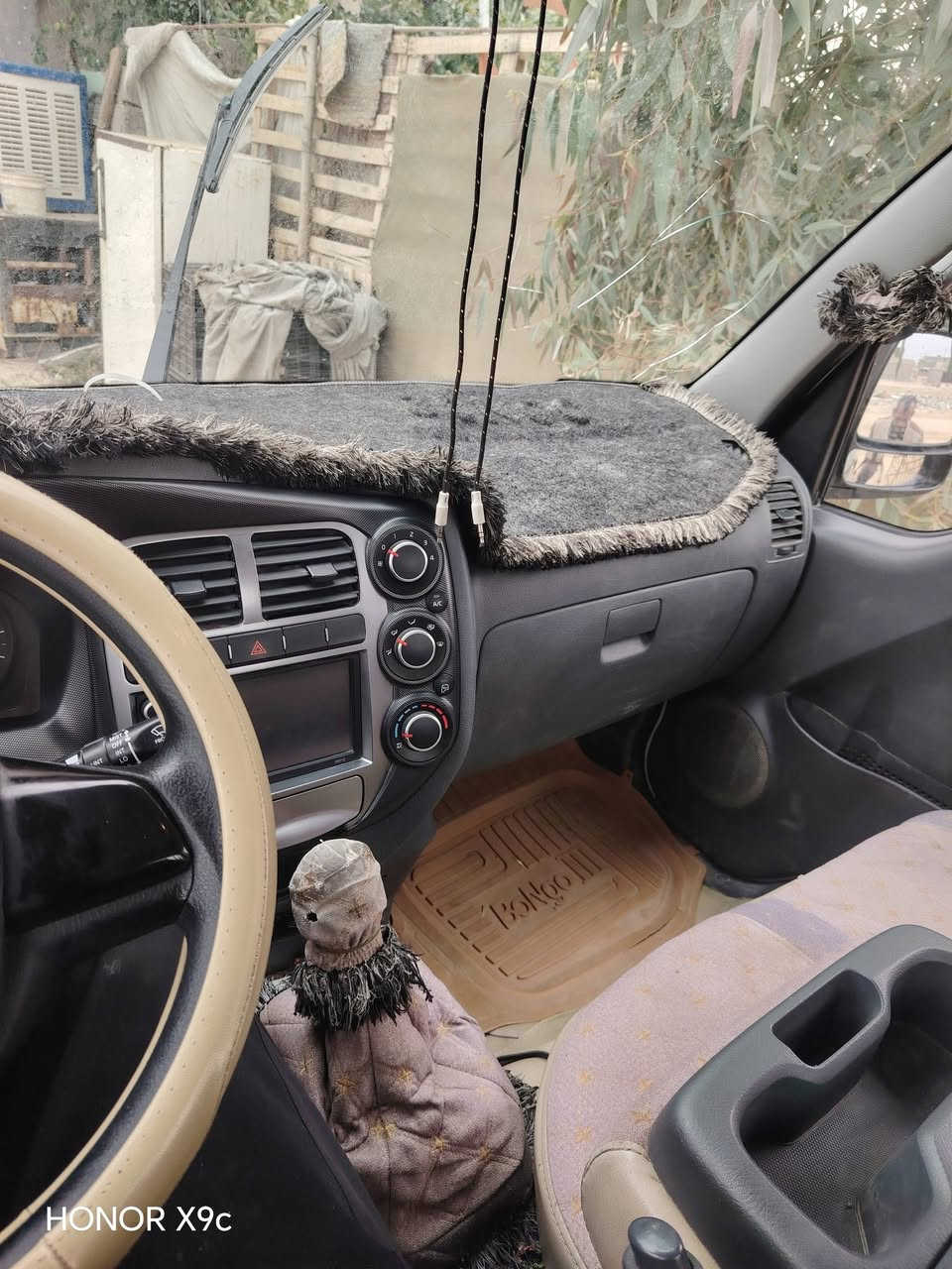 سلام عليكم كيه فحل للبيع موديل 24 مكفوله كفاله عامه  رقمه كربلاء ماشيه 26الف مداور ثاني يوم محوره تواير 14 سنويه لل 29 مكانه النجف  رقم الهاتف ***********//***********
