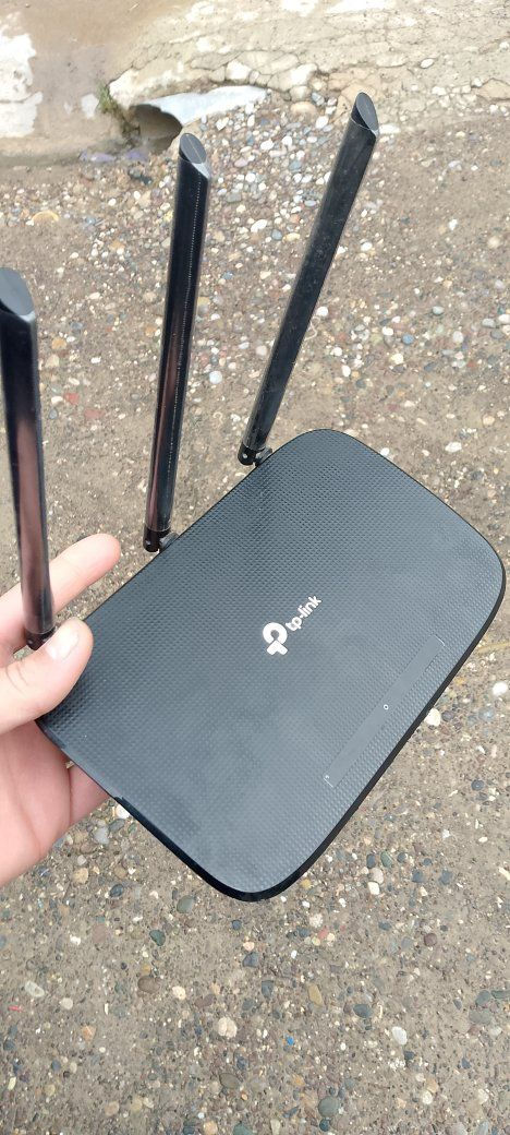 روتر للبيع شرط شغال نيت فول شرط السعر  السعر خاص


**إذا كنت صاحب هذا الإعلان وتريد حذفه لأي سبب، رجاءا أرسل رسالة إلى الدعم الفني**