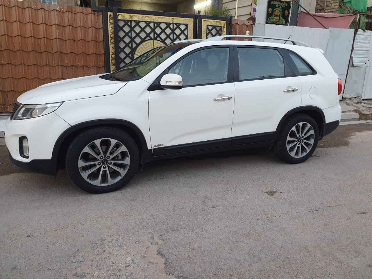 كيا سورنتو /خليجي الموديل 15
السعر: 160وبيها مجال 

فول مواصفات المحرك 6سلندر 3500

بانوراما طكتين 

تحكم استيرن 

تبريد تدفئه  

يدات نيكل

لدات امامي خلفي 

علامة السورنتو مضيئة بالدوسه

مري جانبيه شفط كهربائي

بصمات عدد 3

كشنات كهربائيه 

حساسات اماميه خلفيه 

كاميرا خلفيه 

نضام ايكو اقتصادي

 3قطع تبريد 

سبعه راكب

وبعد بيها هواي مواصفات حلوة

السياره ضربتها صفحه وبنيد + سونار موجود 

العنوان:  السماوة 

للاستفسار:  *********** 

متواجد واتساب
