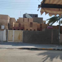 بيت ٢٠٠م • حي الحر • ٣ غرف