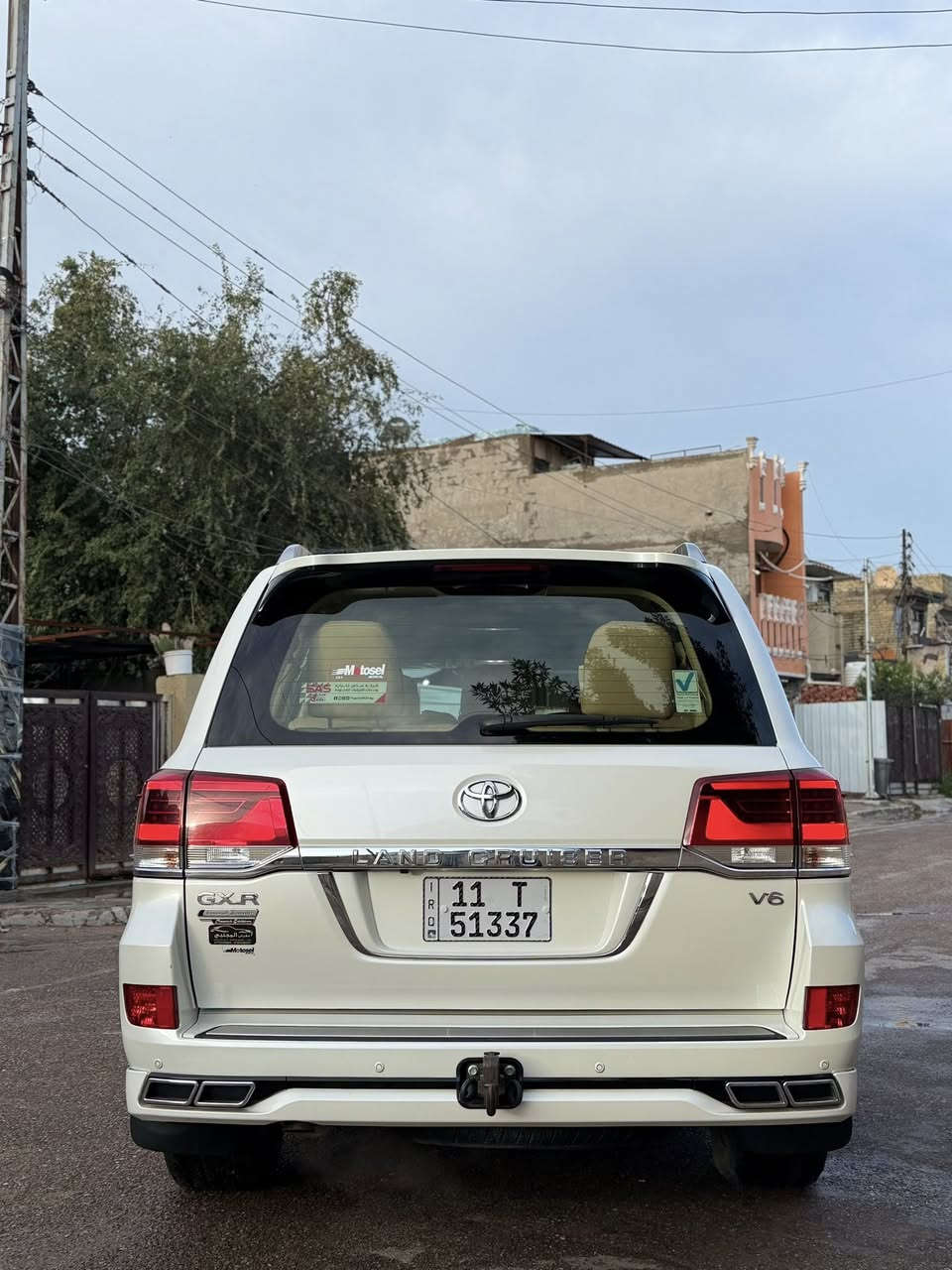 ألسلام عليكم 
للبيع لاندكروز 2020 ساز باب أول
كفالة عامة
المواصفات
بصمة تشغيل+ابواب+صندوق
حساس أمامي خلفي
كامرة خلفية
كشن كهربائي
3 شاشات 
4X4
جكمجة ثلاجة
بانوراما
68 الف قابل للزيادة
وباقي المواصافات المعروفة
المكان بغداد الزعفرانية
للأتصال ***********
