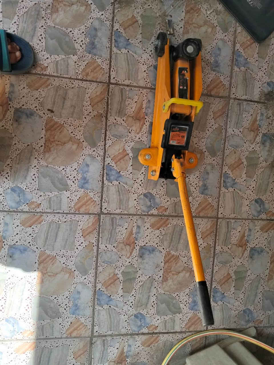 جك عربه 2 طن جديد 
بغداد جهاد
سعر 45


**إذا كنت صاحب هذا الإعلان وتريد حذفه لأي سبب، رجاءا أرسل رسالة إلى الدعم الفني**