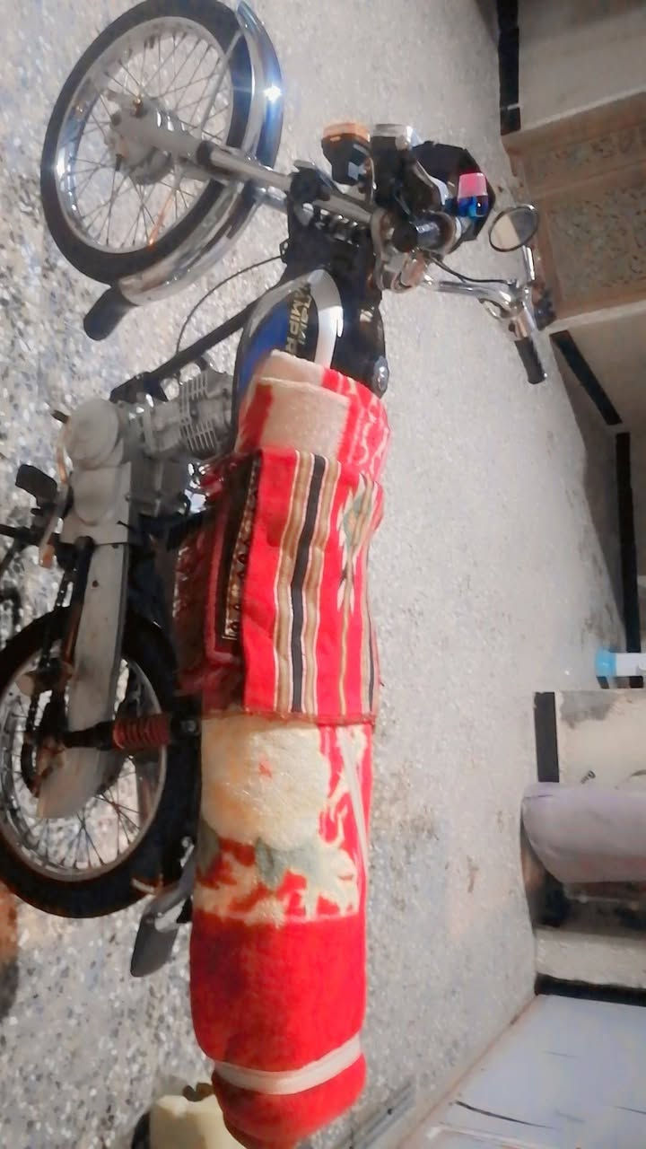 السلام عليكم دراجه 4كير تعمير شاصي موديل 2014اوراق اصولي مكفول من الحيم  مكينه نامه شلامجه موديل 2024يرادلهه شركه من جهت الماكنيت مكان براغي الدوسه انفطرن وذبت الدهن الدراجه شغاله بس يرادلهه شركه السعر 450  وبيهه مجال اليريدهه يجي خاص المكان كربلاء الشبانات قرب مدرست الايتام واني بخدمتكم


**إذا كنت صاحب هذا الإعلان وتريد حذفه لأي سبب، رجاءا أرسل رسالة إلى الدعم الفني**